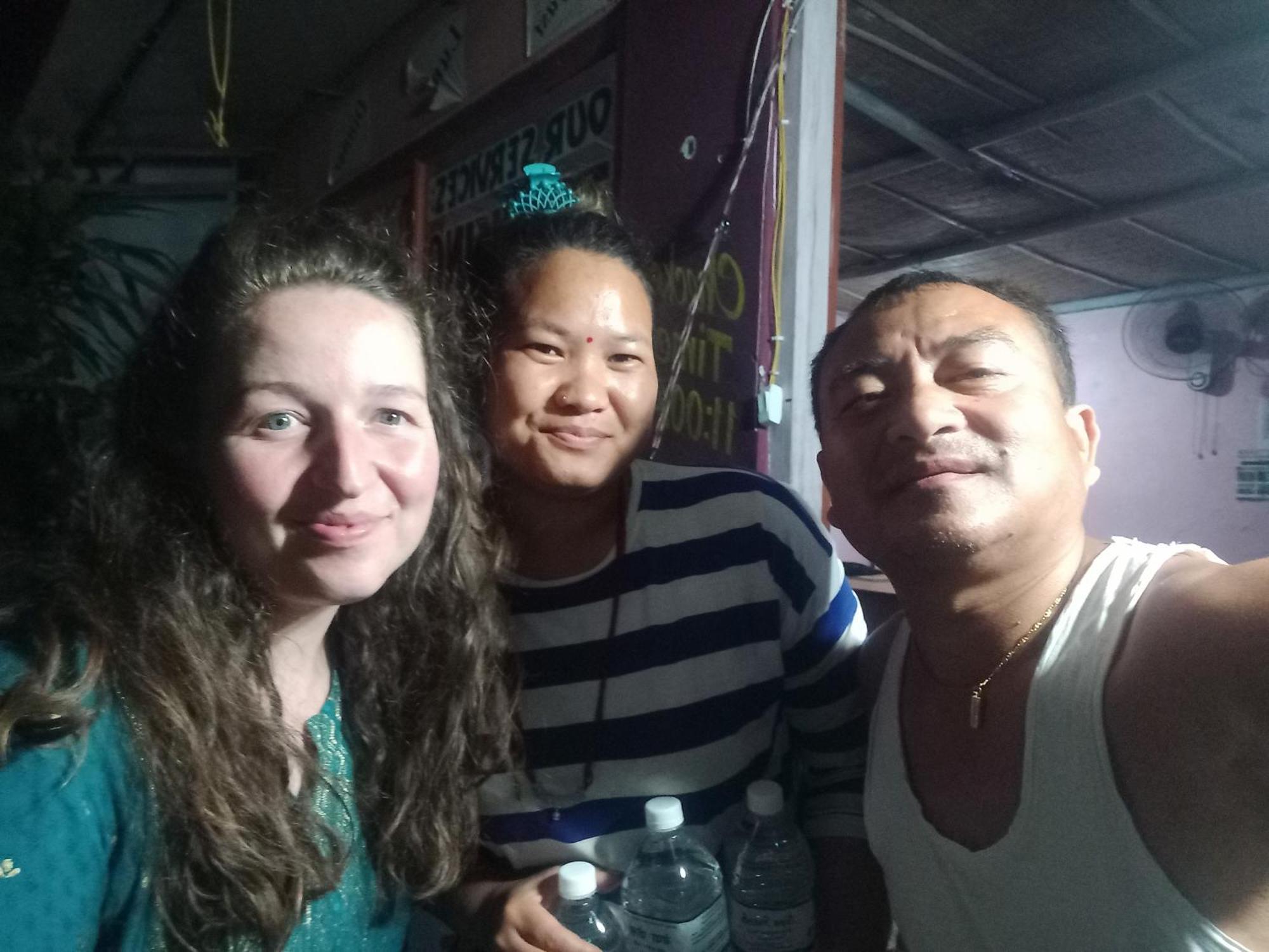 Galaxy Inn Guest House Pokhara Ngoại thất bức ảnh