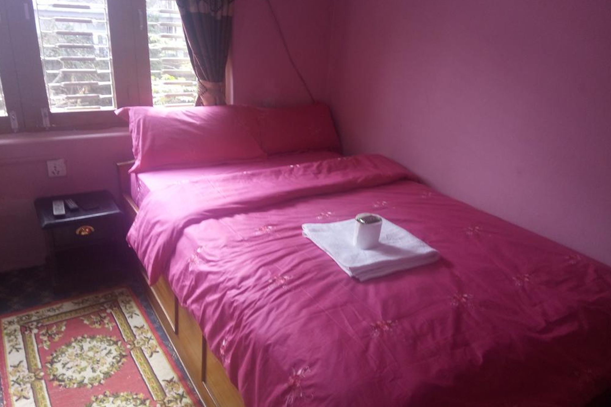 Galaxy Inn Guest House Pokhara Ngoại thất bức ảnh
